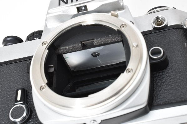 Nikon FE