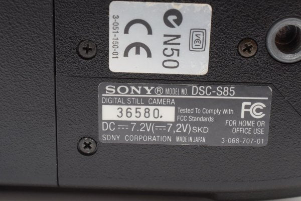 Sony Cyber-shot DSC-S85 - Filem.sg