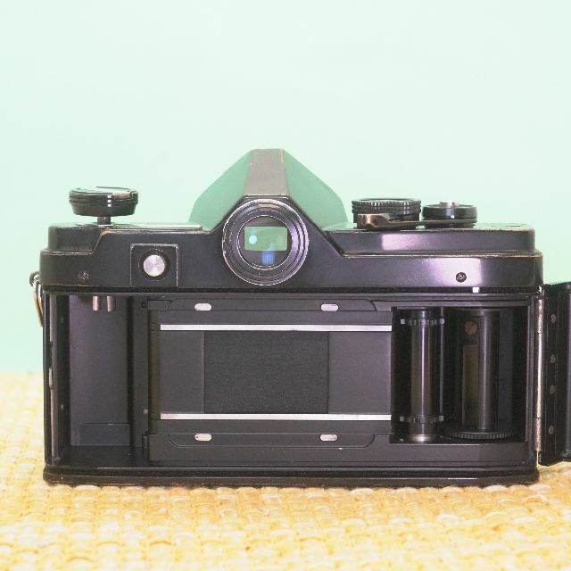 Minolta SR-7 (Black) - Filem.sg