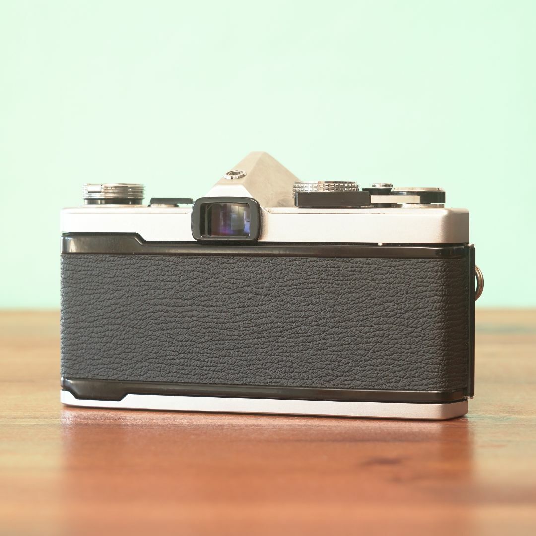 Olympus OM-1 with 50mm F1.8 - Filem.sg
