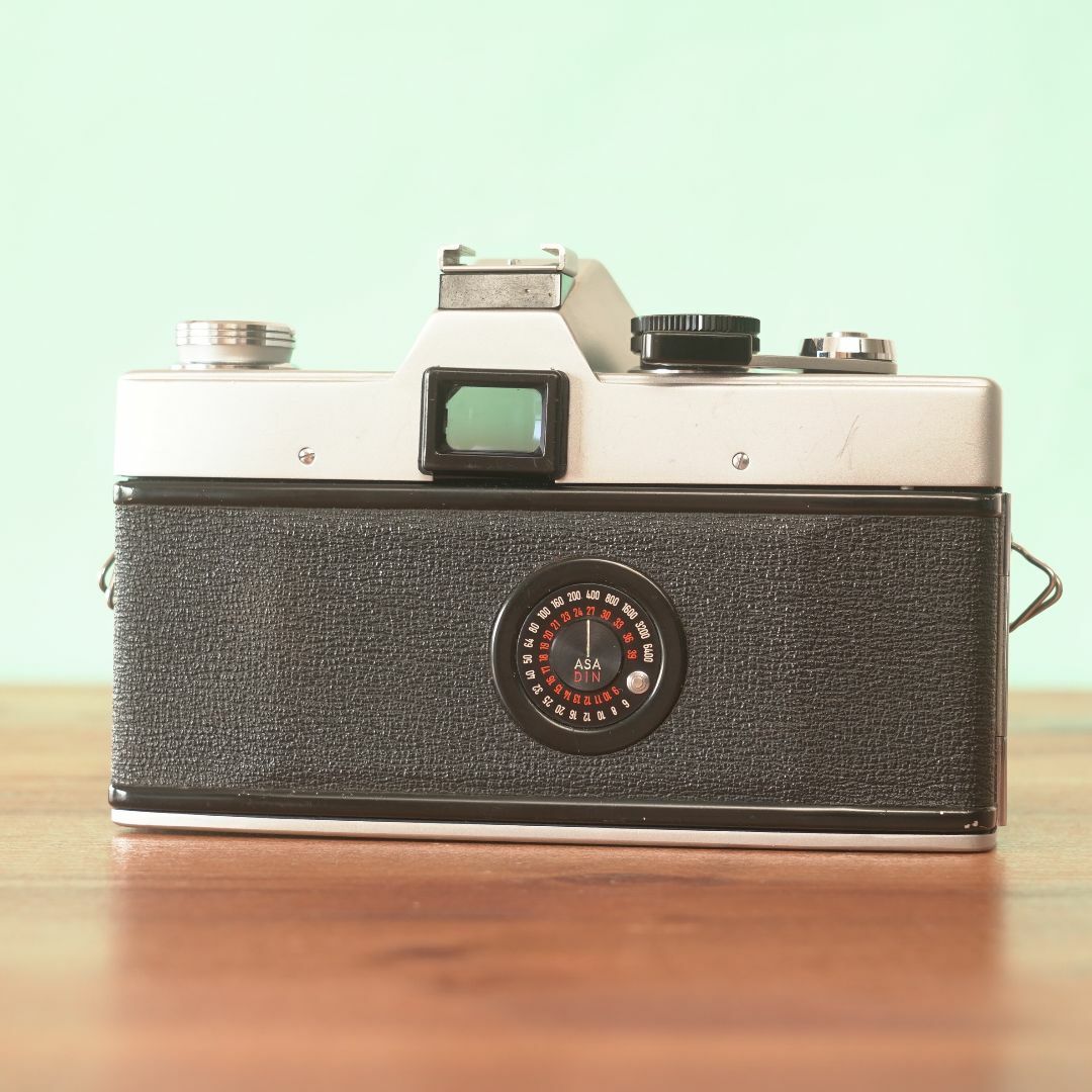 Minolta SRT101 - Filem.sg