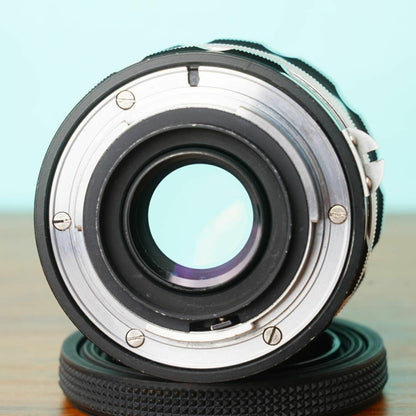Nikon NIKKOR-P 105mm f2.5 - Filem.sg