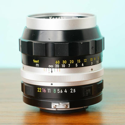 Nikon NIKKOR-P 105mm f2.5 - Filem.sg