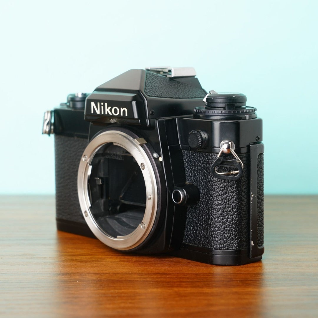 Nikon FE (Black) - Filem.sg