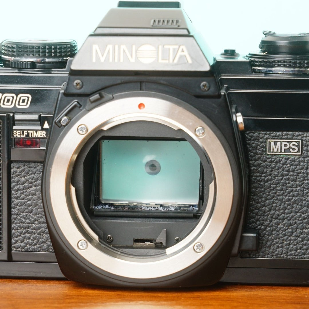 Minolta X-700 - Filem.sg