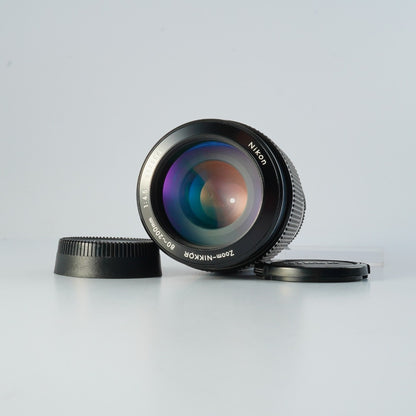 Nikon Ai Zoom Nikkor 80-200mm f4.5 - Filem.sg