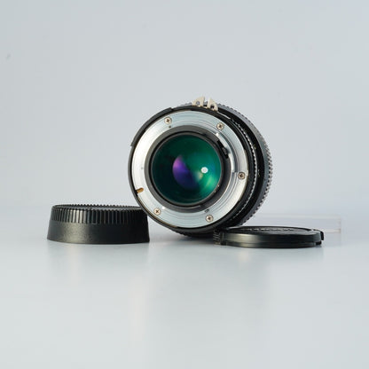 Nikon Ai Zoom Nikkor 80-200mm f4.5 - Filem.sg
