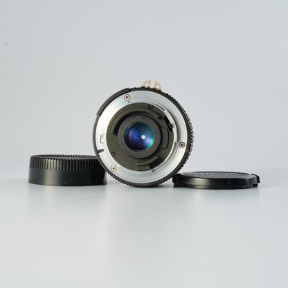Nikon Ai-S Nikkor 28mm f3.5 - Filem.sg