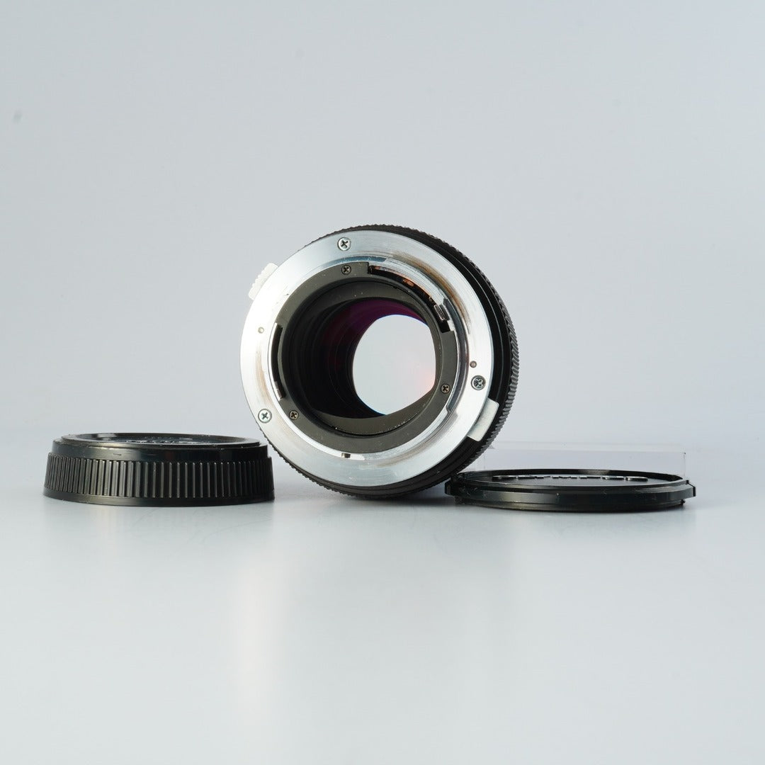 Olympus OM-SYSTEM E.ZUIKO AUTO-T 200mm f4 - Filem.sg