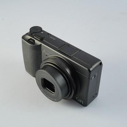 Ricoh GR IIIx - Filem.sg