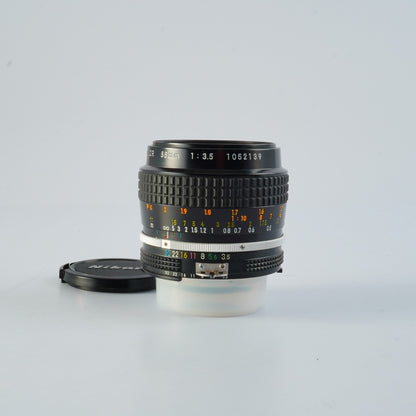 Nikon Ai Micro-NIKKOR 55mm f3.5 Macro - Filem.sg