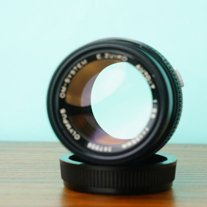 Olympus E.ZUIKO AUTO-T 135mm F3.5 with case - Filem.sg