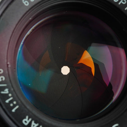Pentax SMC Takumar 50mm f1.4 M42 - Filem.sg