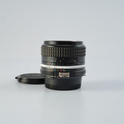 Nikon Ai Nikkor 28mm f3.5 - Filem.sg