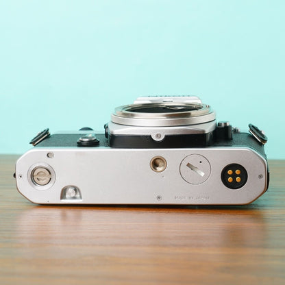 Nikon FE (Silver)