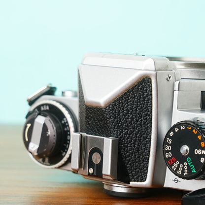 Nikon FE (Silver)