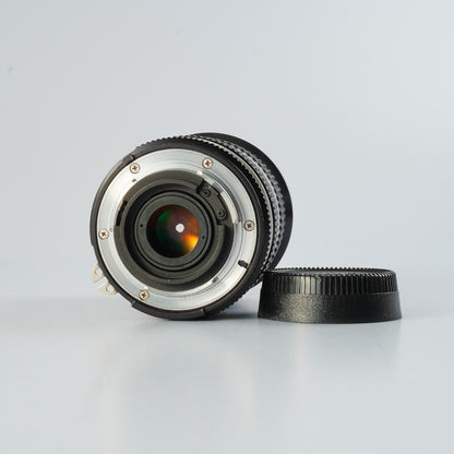 Nikon Ai Zoom Nikkor 35-70mm f3.5 - Filem.sg