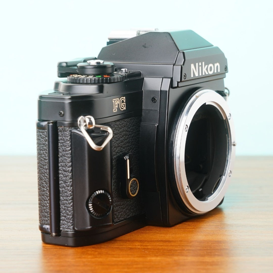 Nikon FG (Black) - Filem.sg