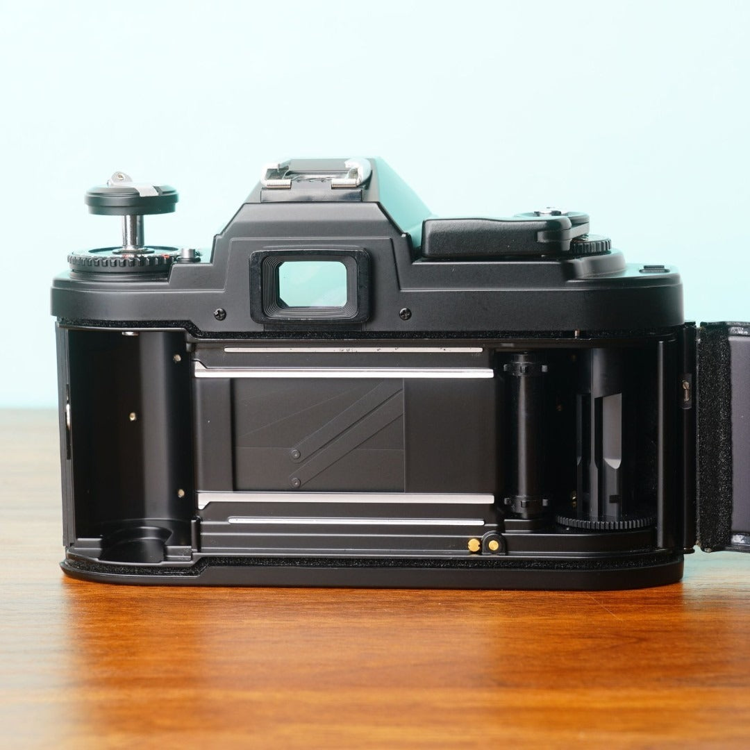 Nikon FG (Black) - Filem.sg