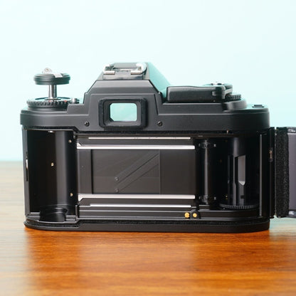 Nikon FG (Black) - Filem.sg