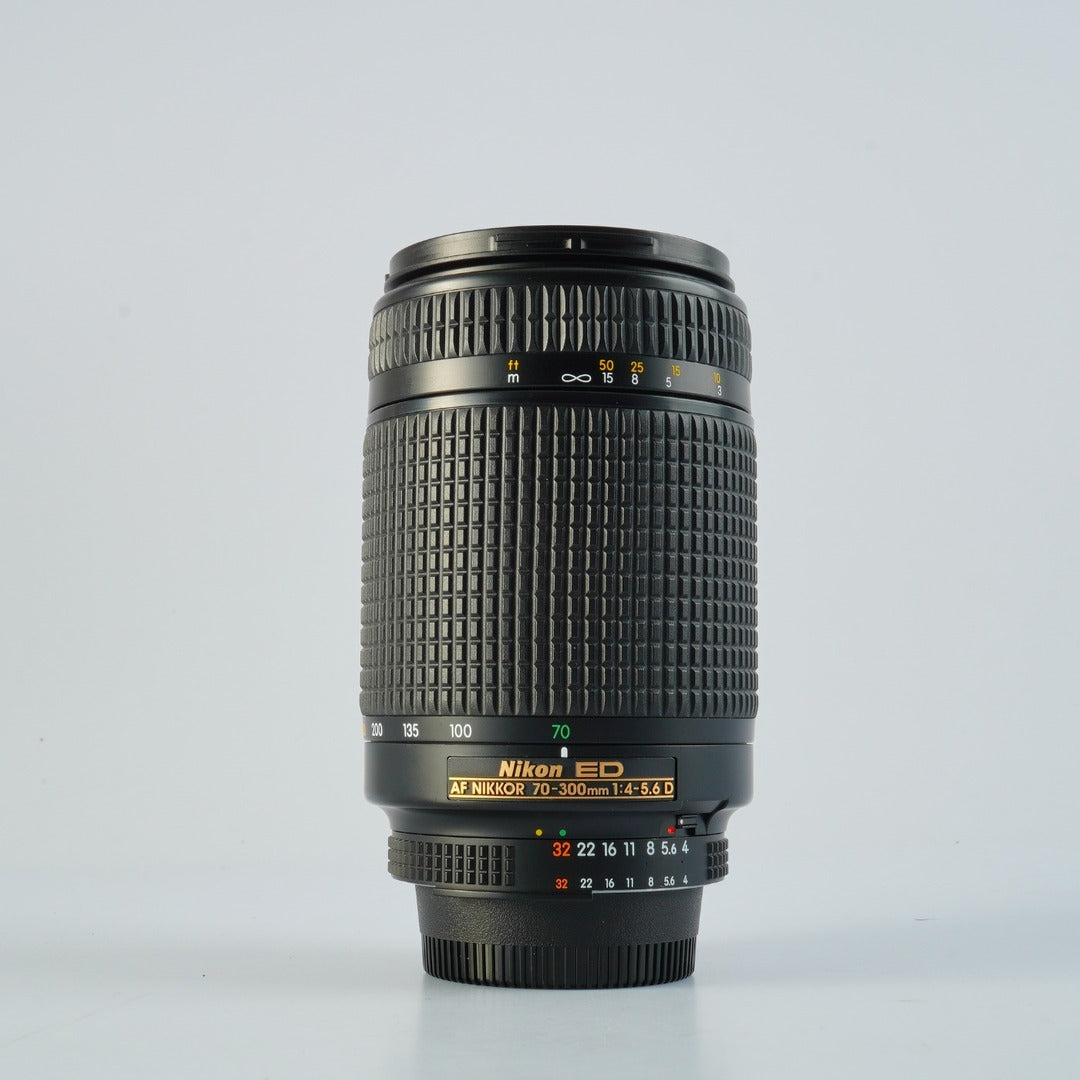 Nikon AF Nikkor 70-300mm f4-5.6 D ED - Filem.sg
