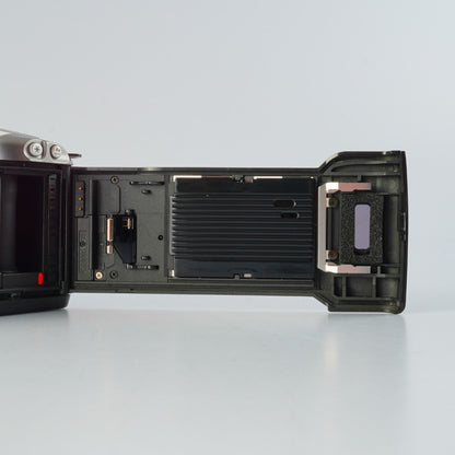 Canon EOS Kiss III L + EF 28-90mm f4-5.6 II USM - Filem.sg