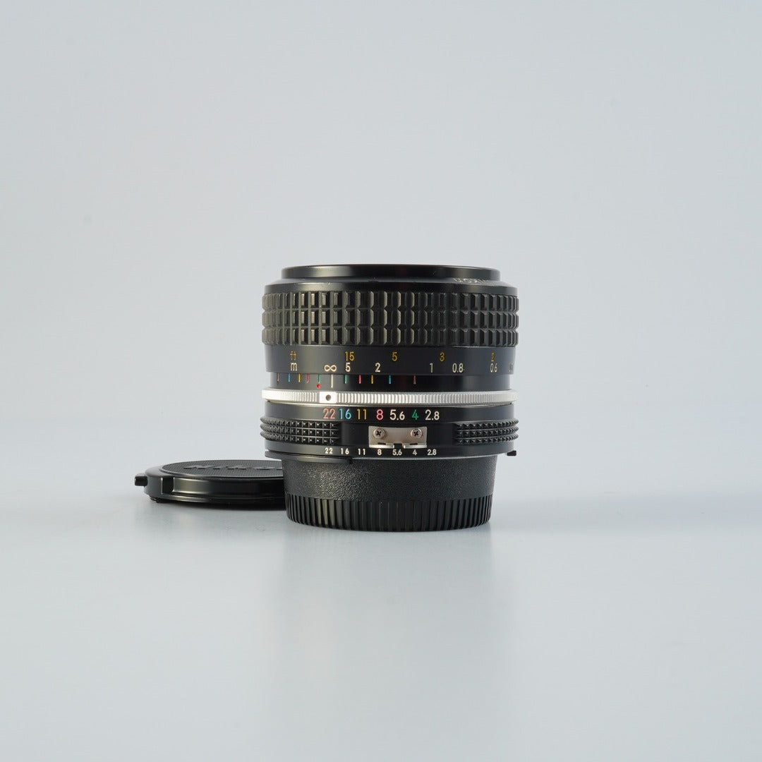 Nikon Ai Nikkor 28mm f2.8 - Filem.sg