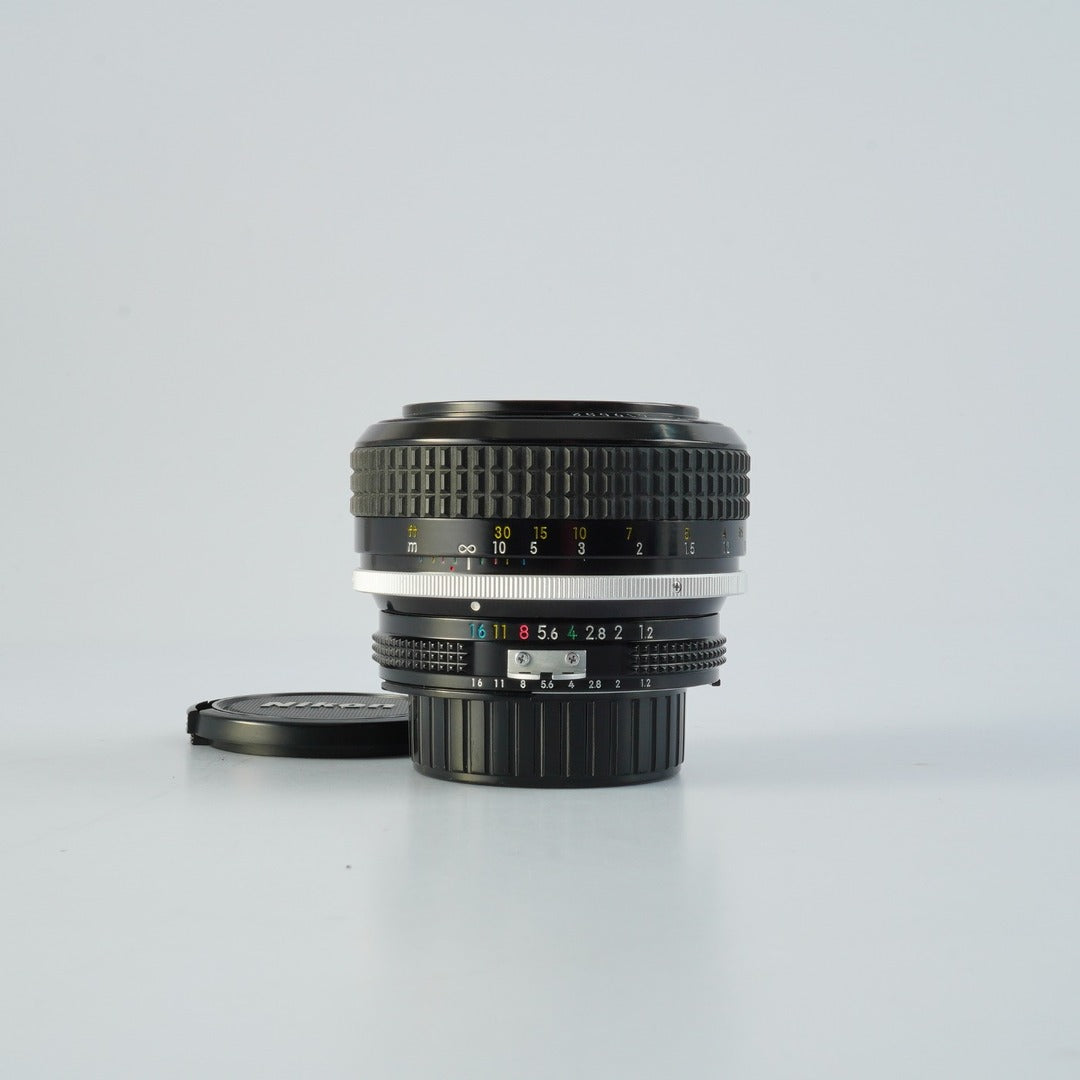 Nikon Ai Nikkor 55mm f1.2 - Filem.sg