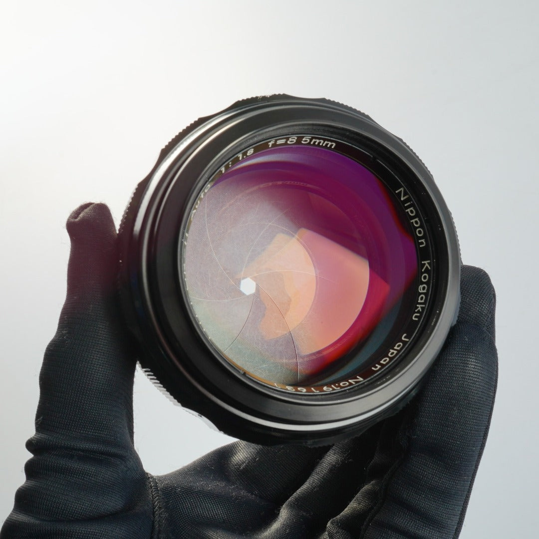 Nikon Ai Nikkor-H Auto 85mm f1.8 - Filem.sg