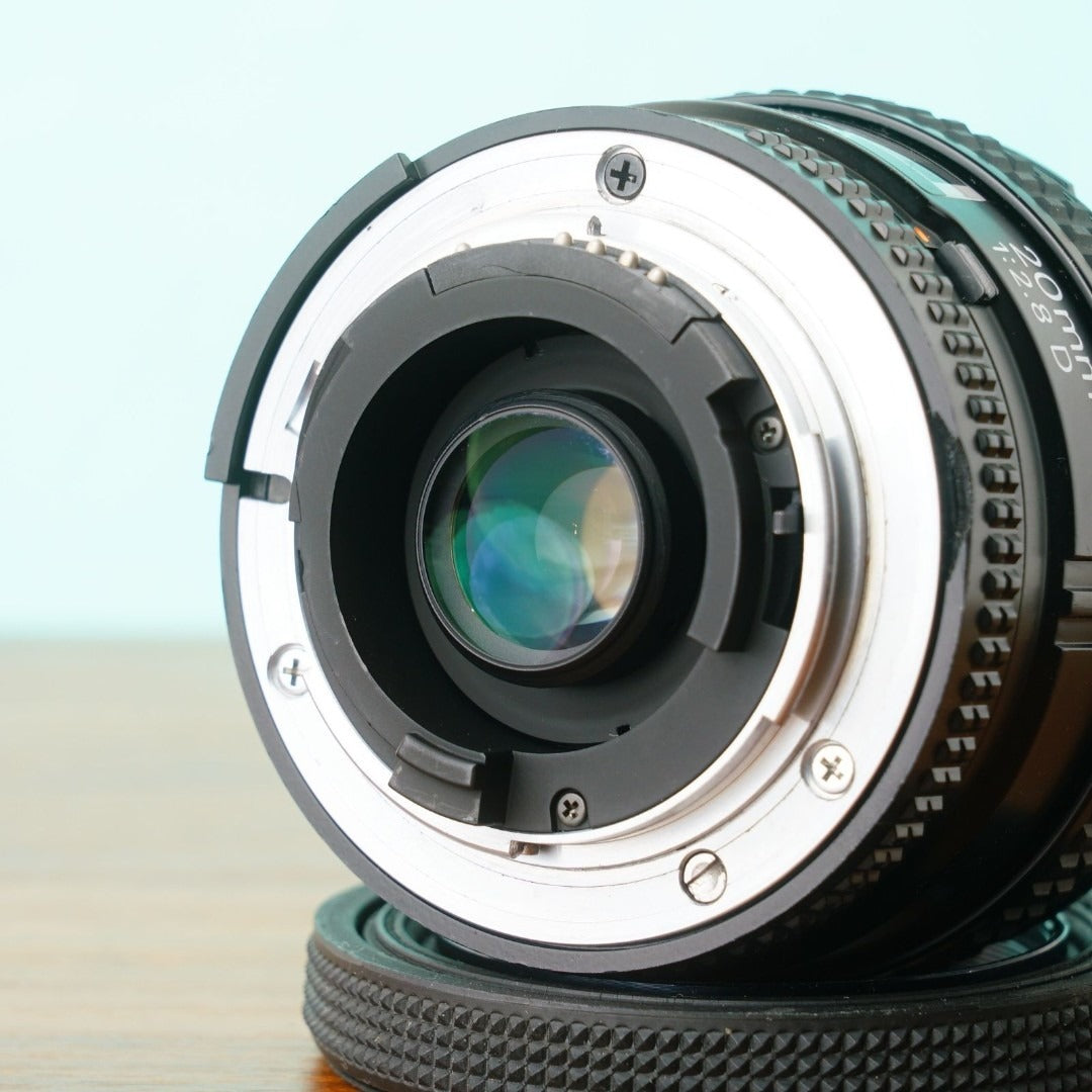 Nikon AF Nikkor 20mm f/2.8 - Filem.sg