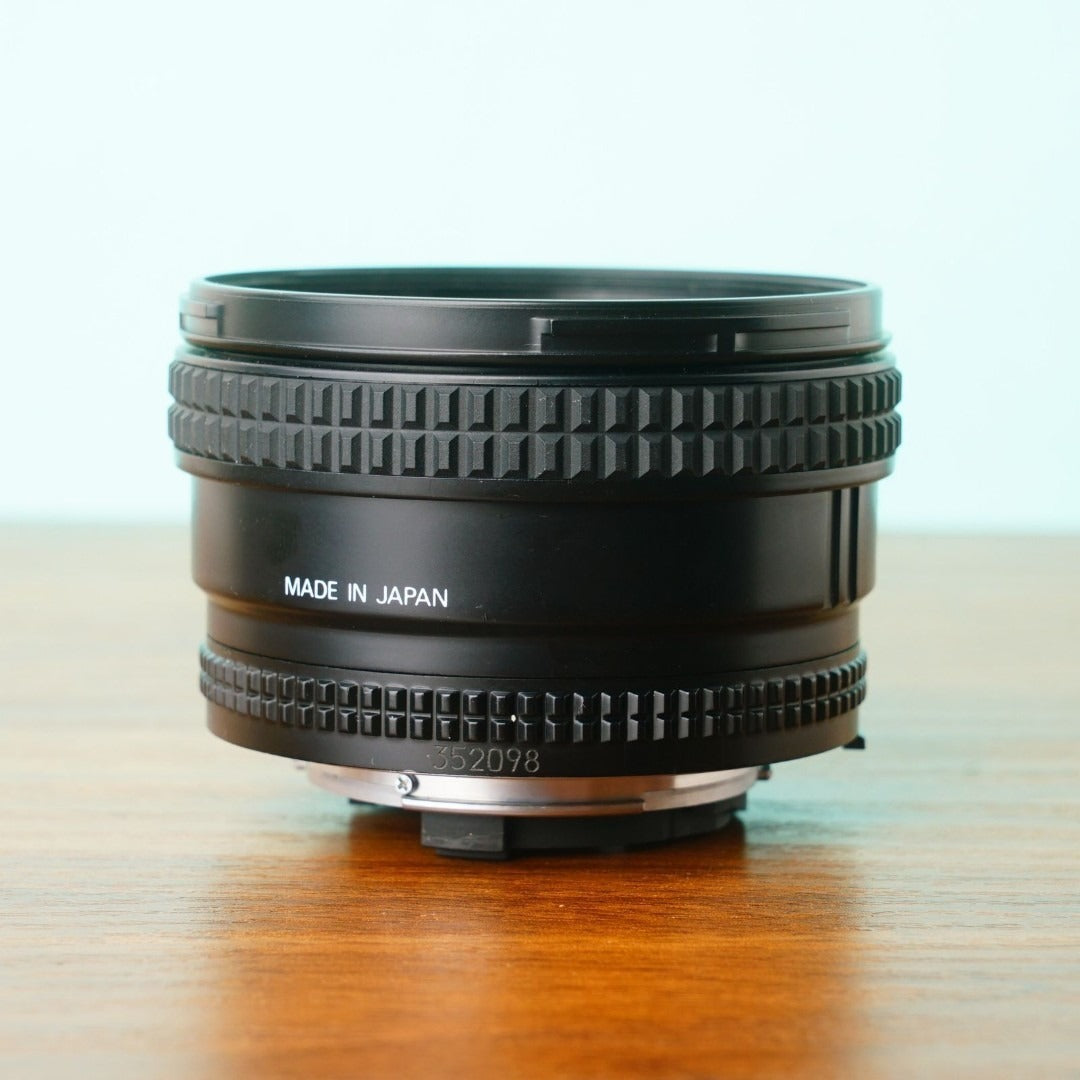 Nikon AF Nikkor 20mm f/2.8 - Filem.sg