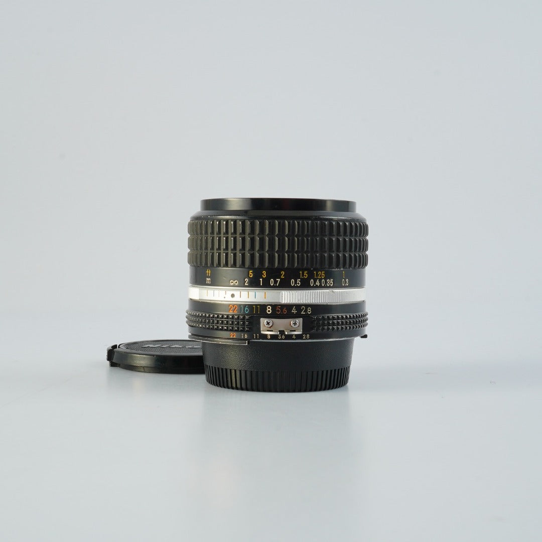 Nikon Ai-S Nikkor 24mm f2.8 - Filem.sg