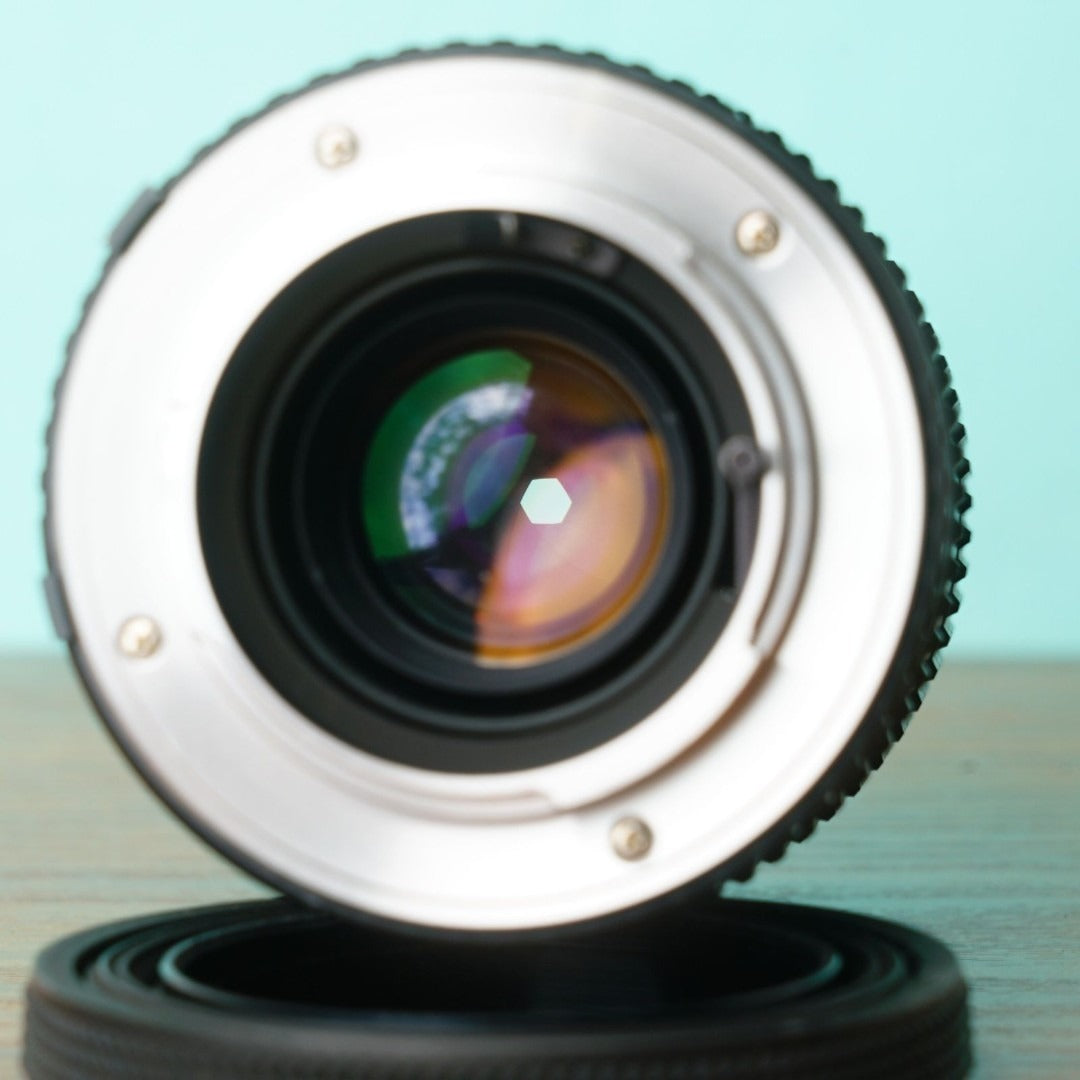 Cosina 35-135mm f/3.5-4.5 Macro - Filem.sg