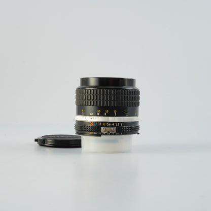 Nikon Ai-S Nikkor 85mm f2 - Filem.sg
