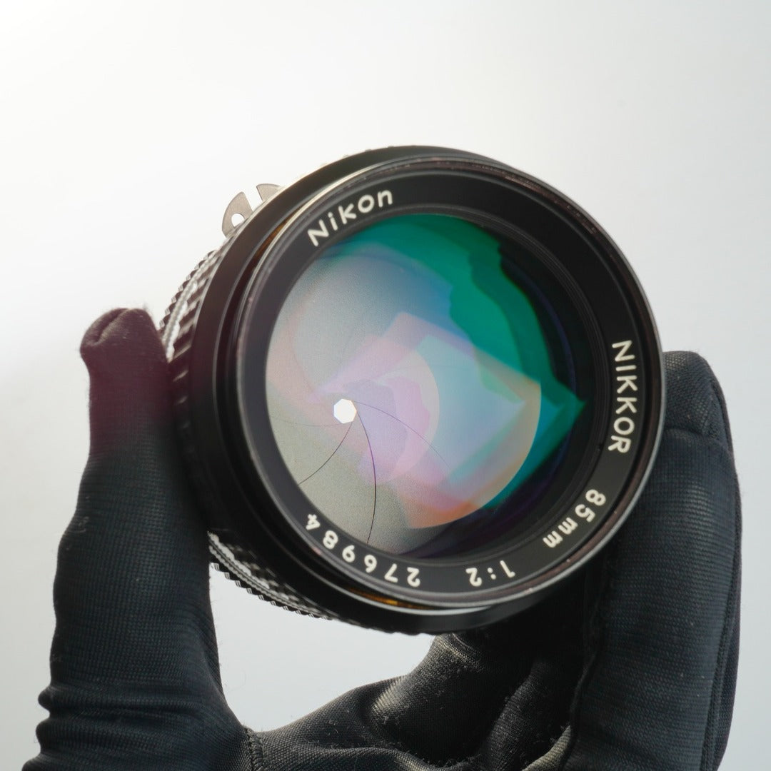 Nikon Ai-S Nikkor 85mm f2 - Filem.sg