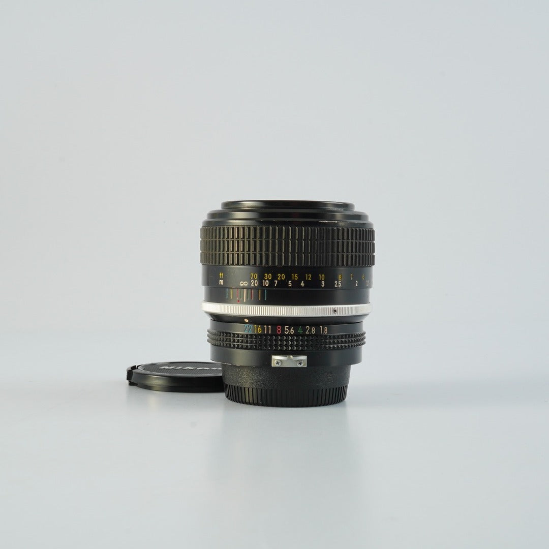 Nikon Ai Nikkor 85mm f1.8 - Filem.sg