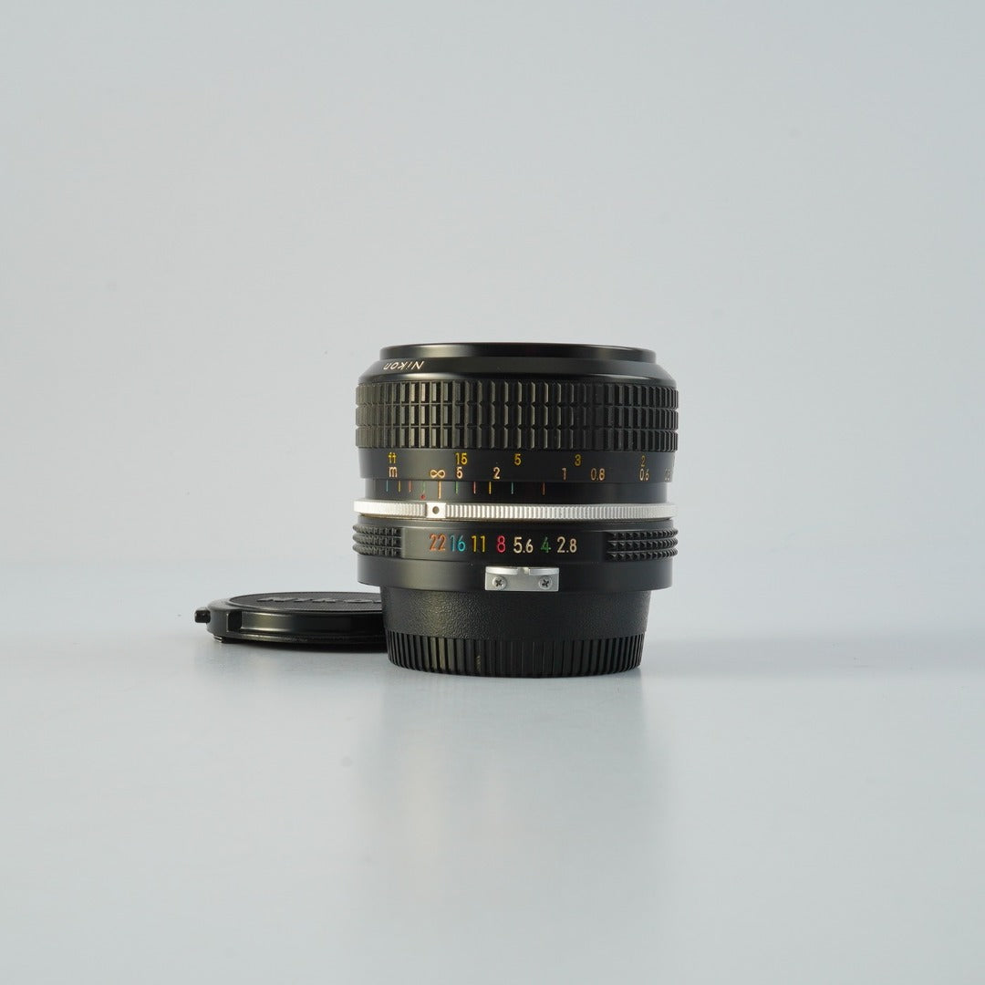Nikon Ai Nikkor 28mm f2.8 - Filem.sg