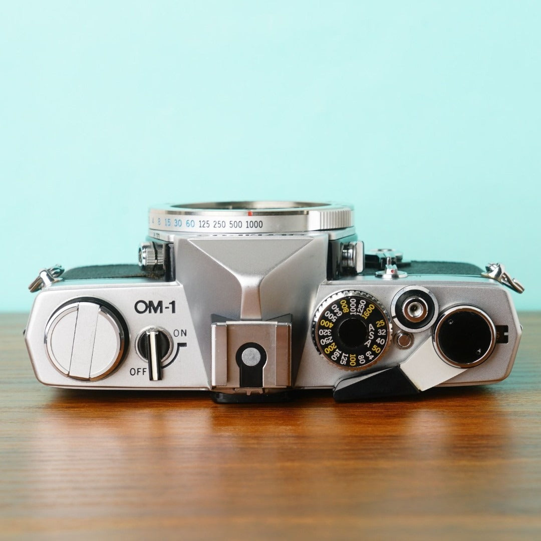 Olympus OM-1 (no prism corrosion) - Filem.sg