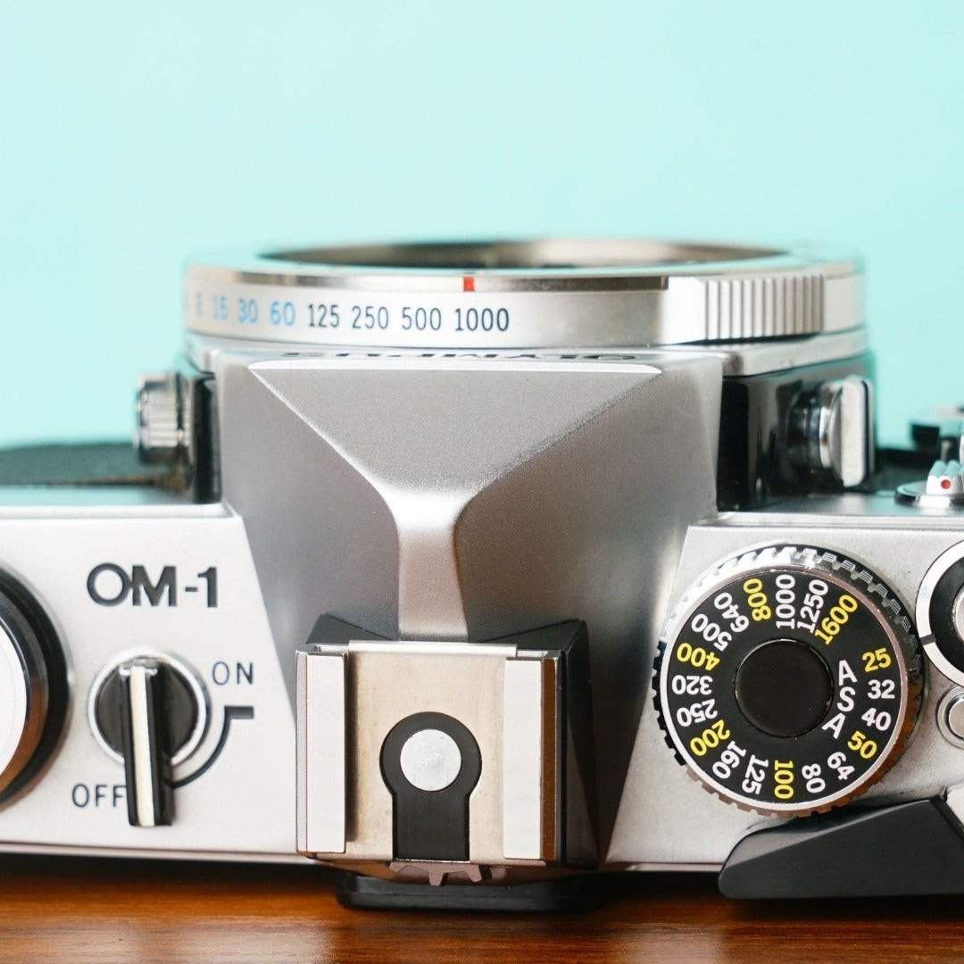 Olympus OM-1 (no prism corrosion) - Filem.sg