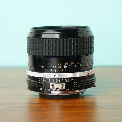 Nikon Ai Nikkor 85mm f/2 - Filem.sg