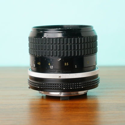Nikon Ai Nikkor 85mm f/2 - Filem.sg