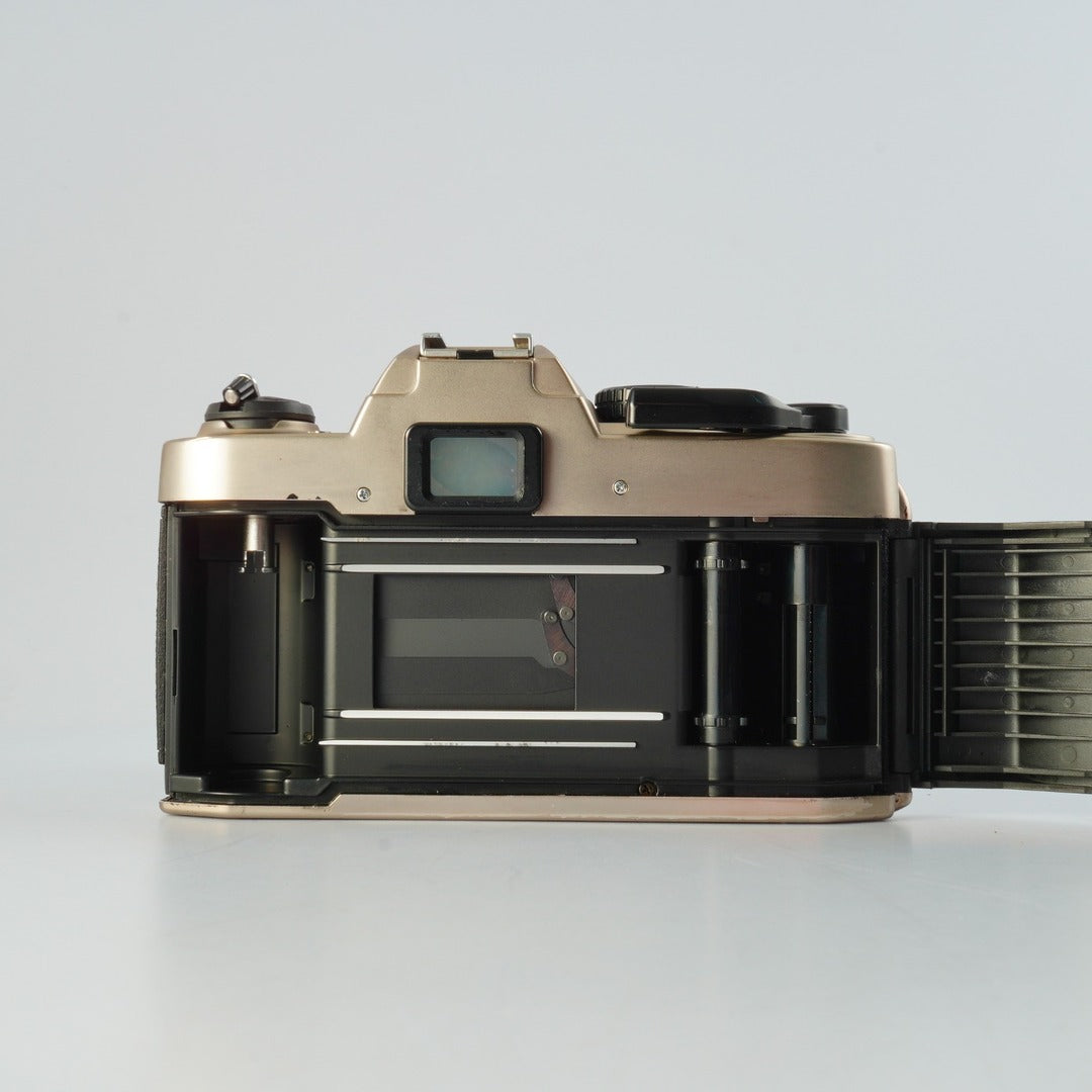 Nikon FM10 + Ai-S Zoom Nikkor 35-70mm f3.5-4.8 - Filem.sg