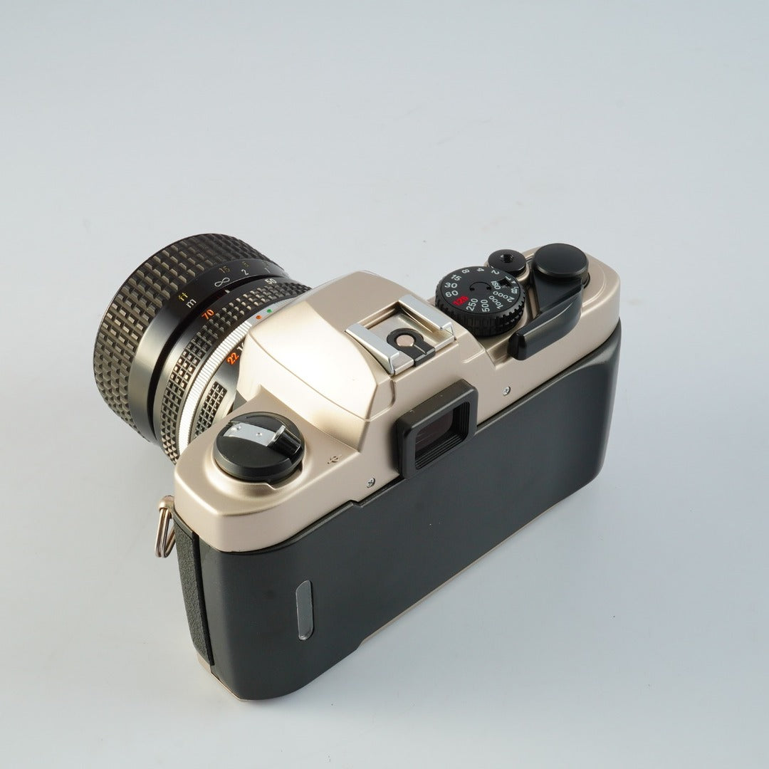 Nikon FM10 + Ai-S Zoom Nikkor 35-70mm f3.3-4.5 - Filem.sg