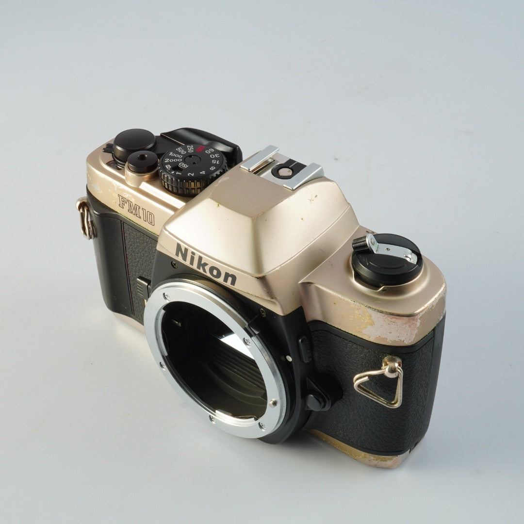 Nikon FM10 - Filem.sg