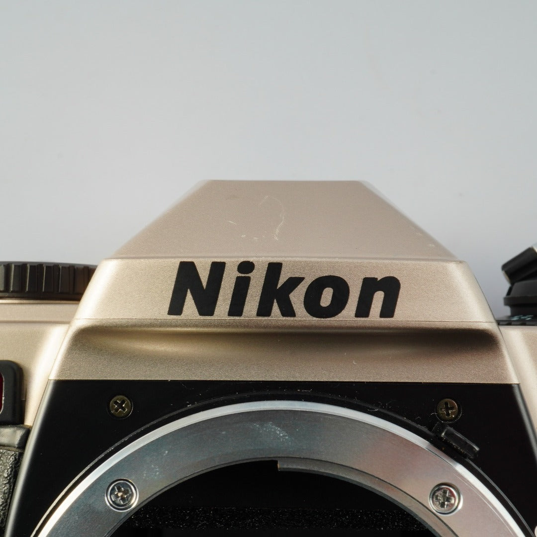 Nikon FE10 - Filem.sg