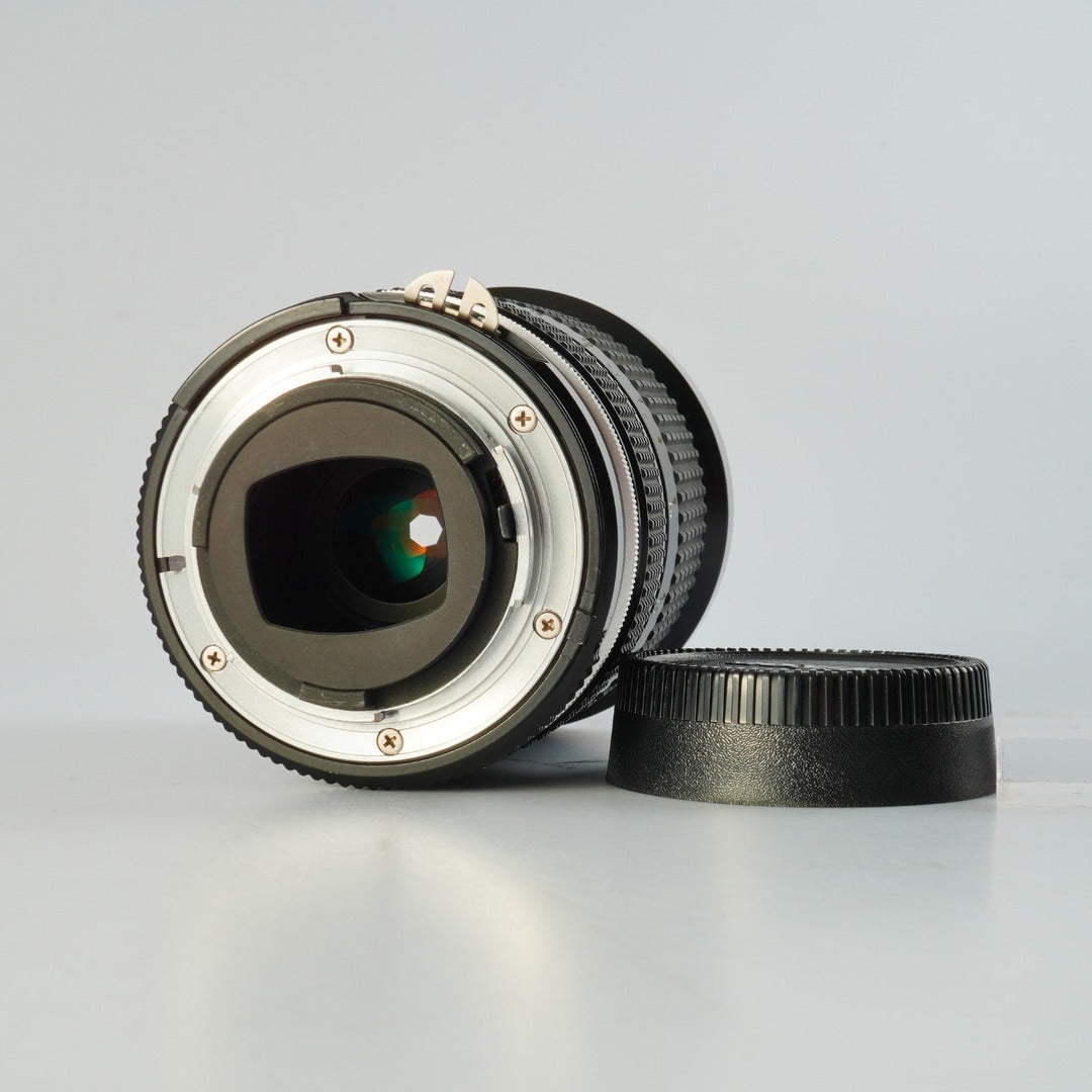 Nikon Ai Zoom Nikkor 35-70mm f3.5 - Filem.sg