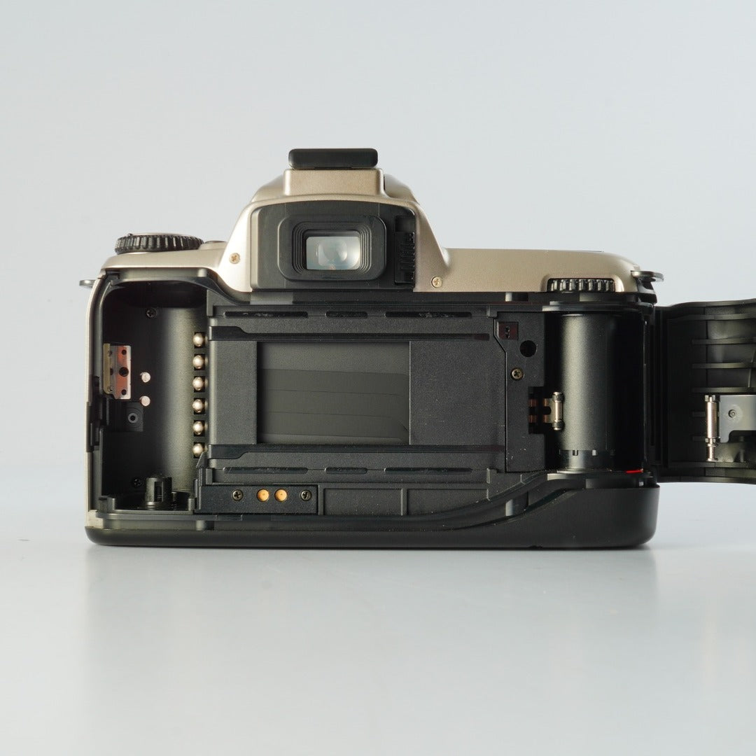 Nikon U N65QD + AF Nikkor 28-80mm f3.3-5.6 G - Filem.sg