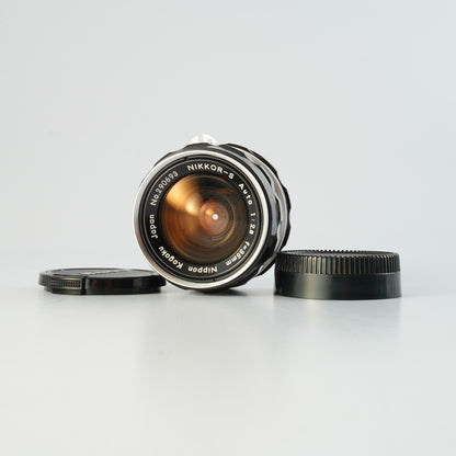 Nikon Ai NIKKOR-S Auto 35mm f2.8 - Filem.sg
