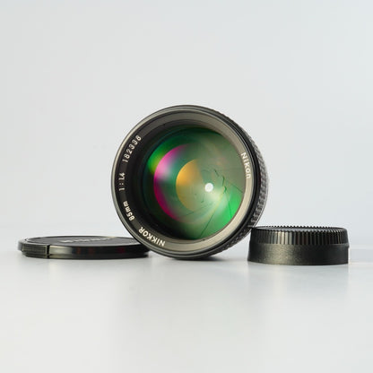 Nikon Ai-S Nikkor 85mm f1.4 - Filem.sg