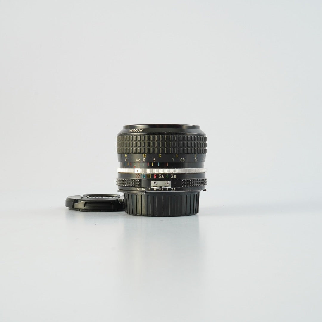 Nikon Ai Nikkor 28mm f2.8 - Filem.sg